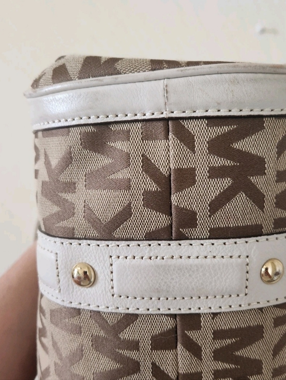 Michael Kors Cream & Brown MK Logo Satchel with Gold Hardware - Picture 7 of 16